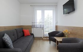 Willa Szamotulanka - Pokoje Wakacyjne Rewal - Plac Zabaw&Grill - by Noclegi Renters